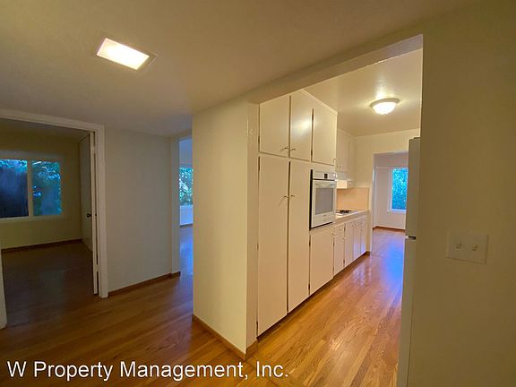 2nd image of 215 Throckmorton Ave APT 8