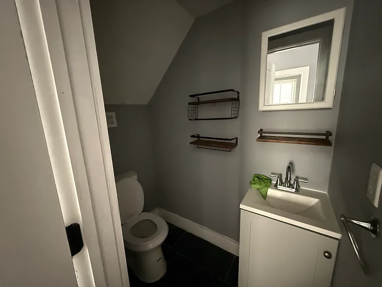 48 Vermont Ave #1 — Photo 6