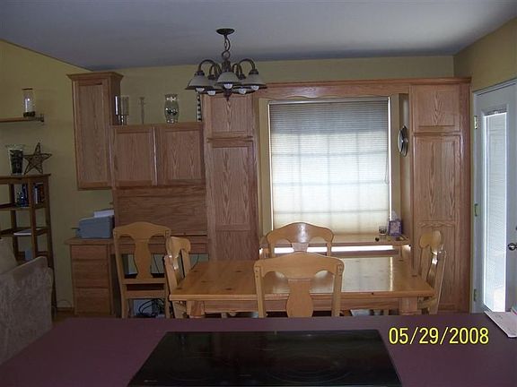 4th image of 102 E Tanglewood Dr