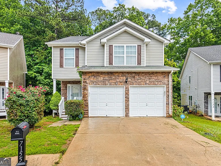7155 Laurel Creek Dr — Photo 1