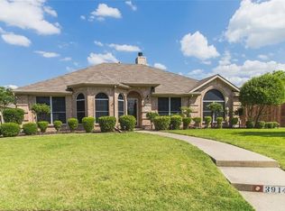 3914 Pointe Loma Dr, Rowlett, TX 75088