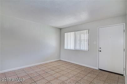 1st image of 645 W Hazelwood St APT 4