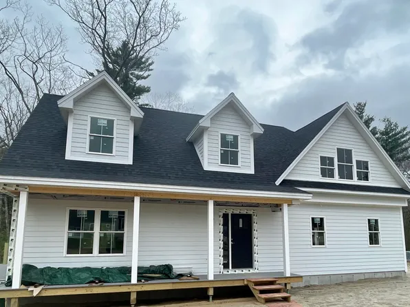 13 Kapok Street, Old Orchard Beach, ME 04064