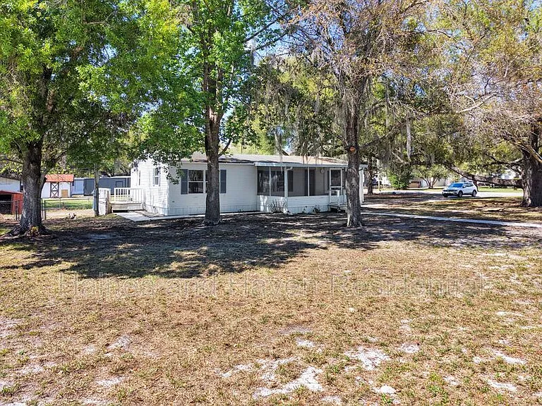 322 Clearwater Lake Dr — Photo 6