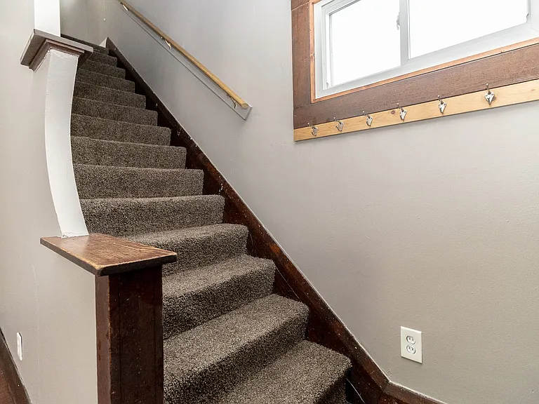 2045 Mansfield Rd — Photo 15