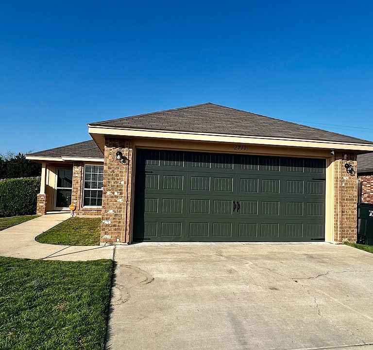 1st image of 2711 Montague County Dr