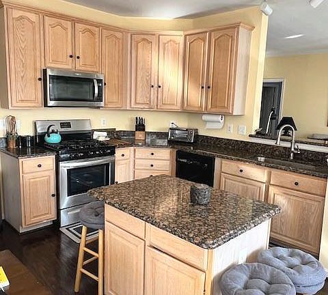 4th image of 1312 Scottsdale Dr Unit 261