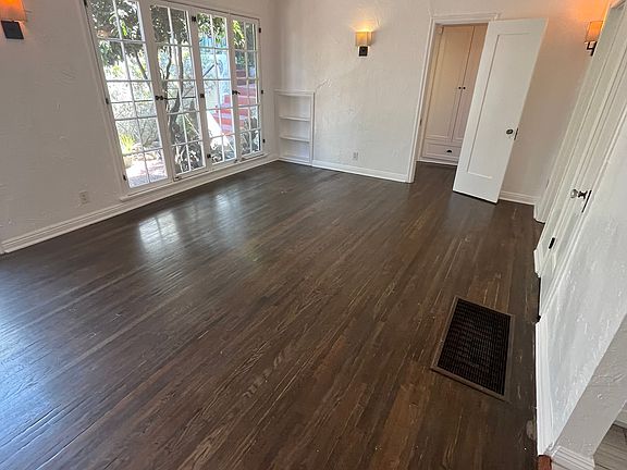 2nd image of 617 Tularosa Dr APT 2