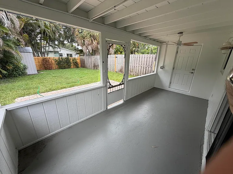 815 SW 14th St #815 — Photo 12