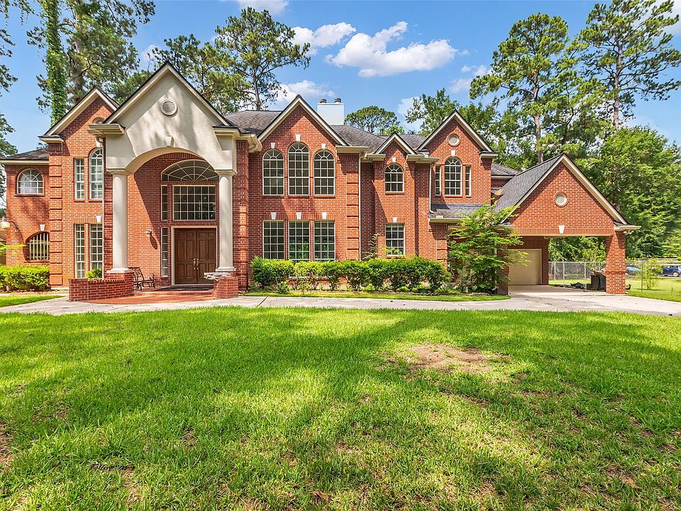1st image of 15511 Oaklawn Park Dr