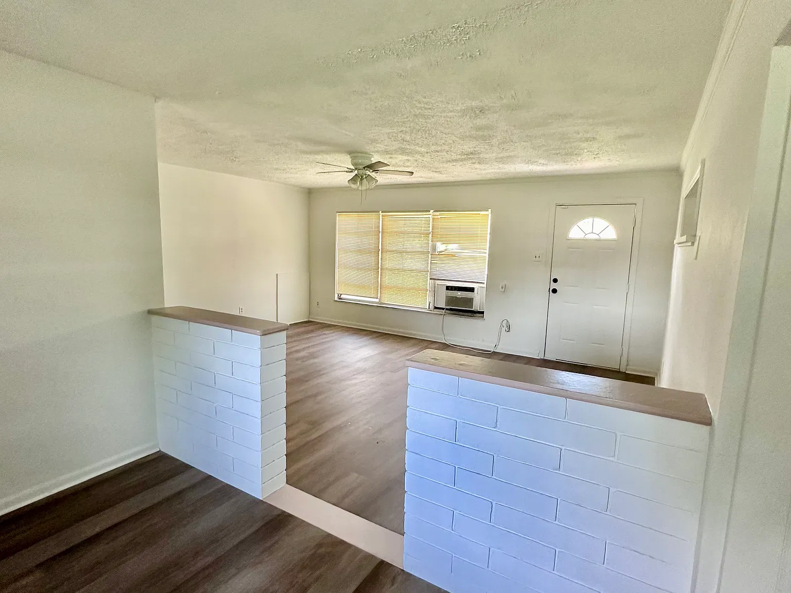 3 bed, 1230 sqft, $1,550 — Photo 4