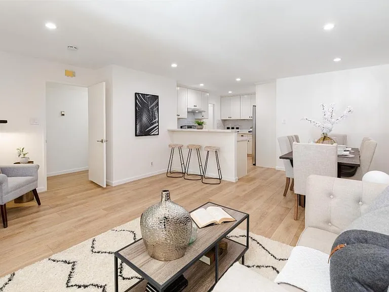 3318 Glendora Dr — Photo 8