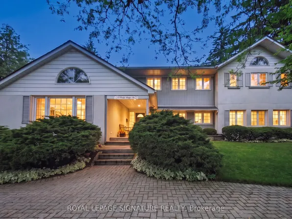 8 Windy Ridge Dr, Toronto, ON M1M 1H5