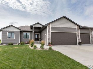 305 S Shebal Ave, Harrisburg, SD 57032