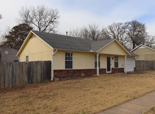 883 S Cherry Ln, Fayetteville, AR 72701