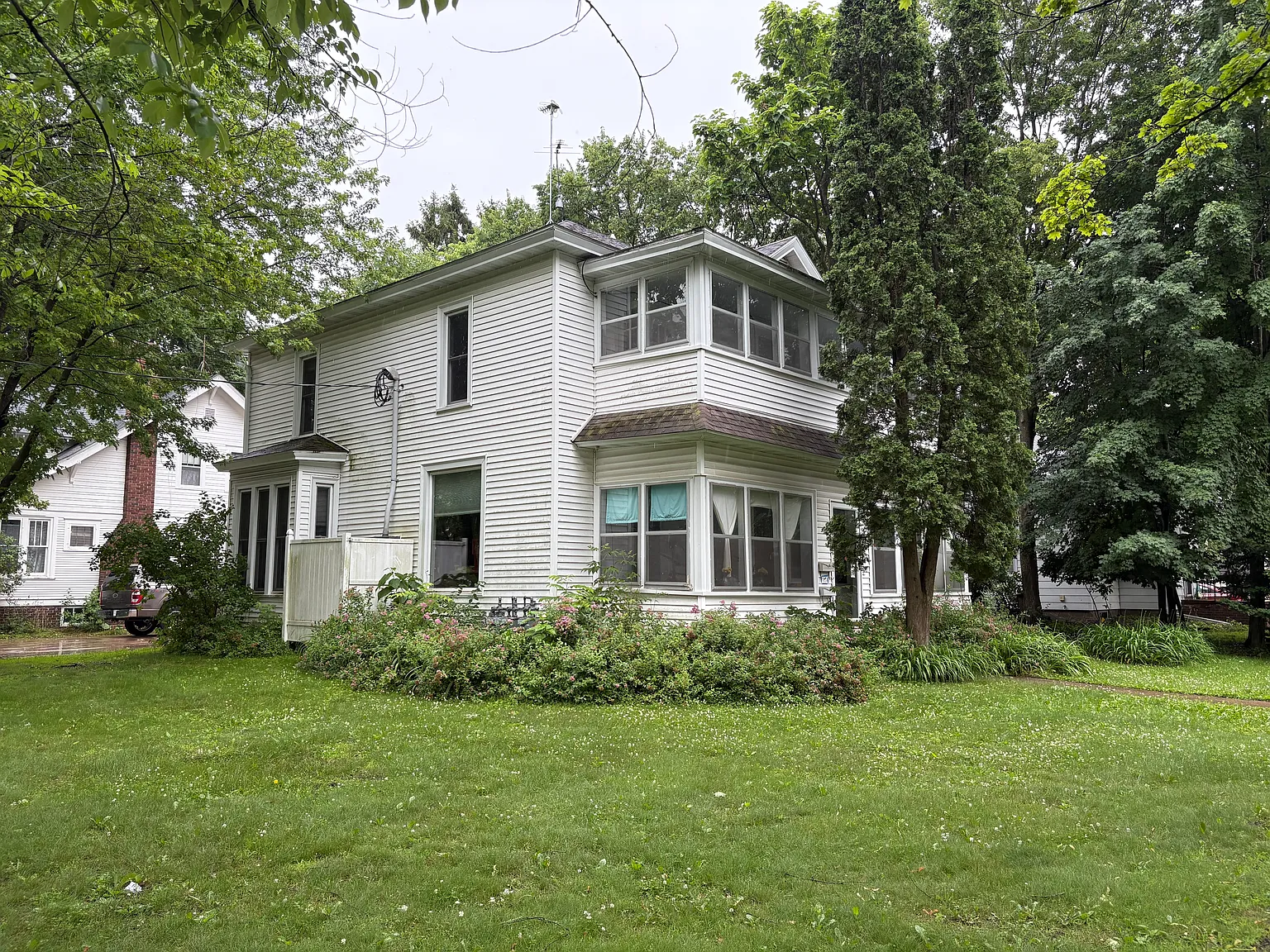 2 bed, $1,125 — Photo 1