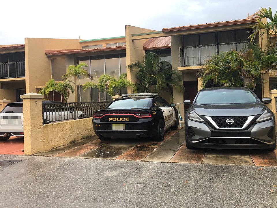1st image of 8811 Gatehouse Rd APT 5