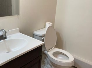 1 Six Agnes St #4067-6, Lincoln Park, MI 48146