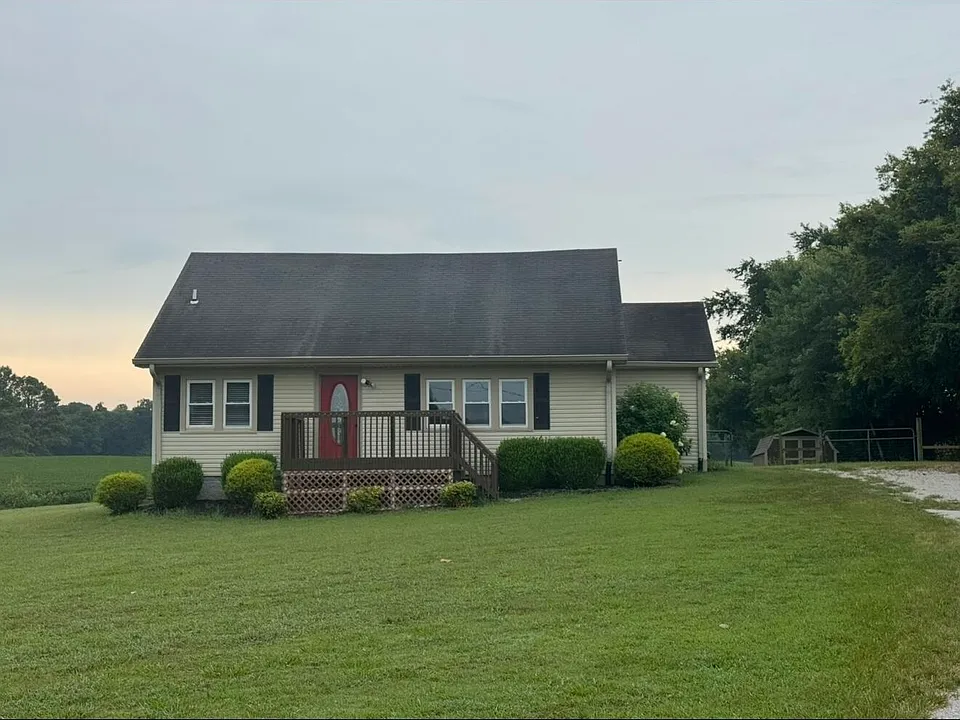 2210 Happy Hollow Rd