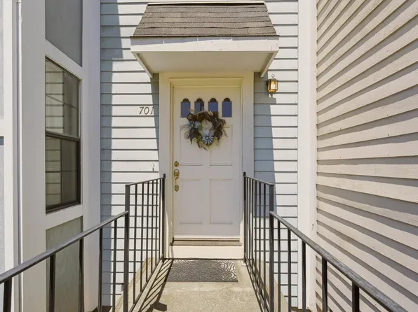 701 Military Street E, Benicia, CA 94510