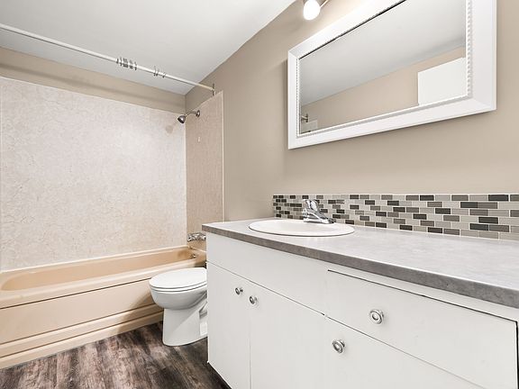 2nd image of 2620 5th Ave N #9