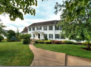 1986 E Hines Hill Rd, Hudson, OH 44236