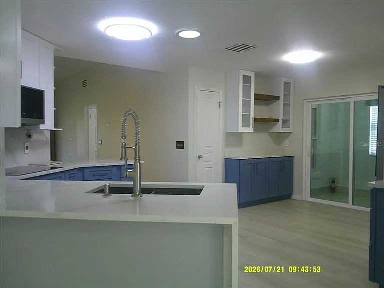 86 Veracruz Ave — Photo 9