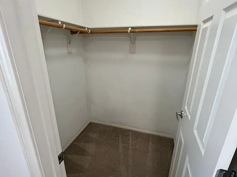 5693 Point Loma Ct — Photo 23