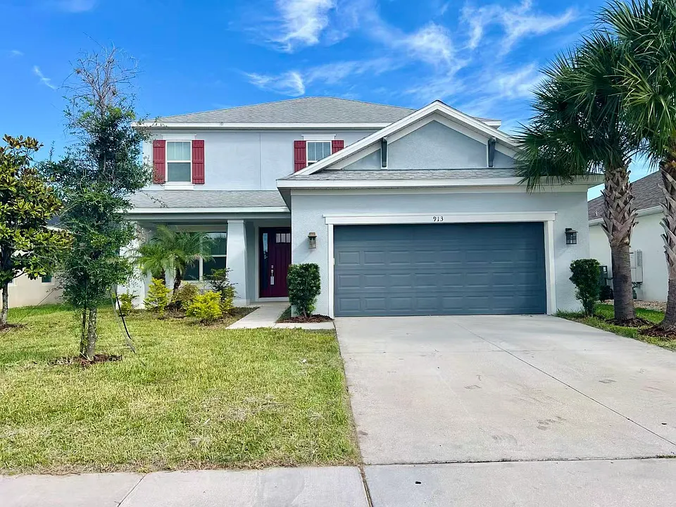 913 Lakeside Estates Dr