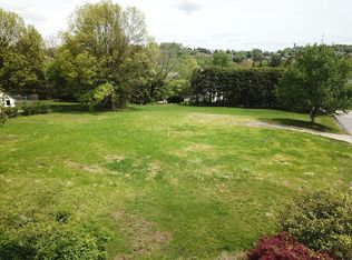 481 Rotary St, Morgantown, WV 26505