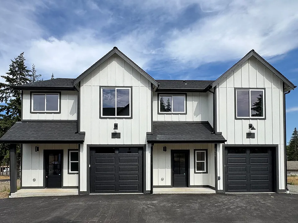 1106 W Lauridsen Blvd #A