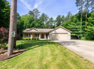 12687 S Austrian Dr, Grant, MI 49327