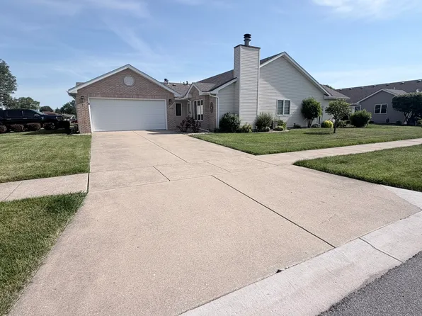 1109 Cambridge Ln, Dyer, IN 46311