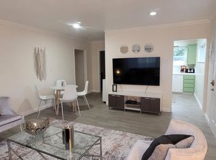 7465 Shirley Ave, Reseda, CA 91335