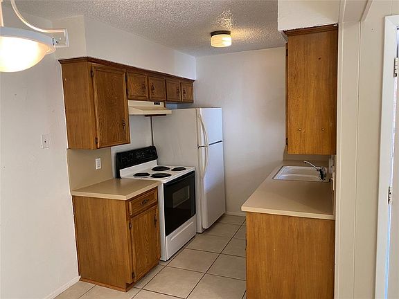 4th image of 907 Bluebird Dr