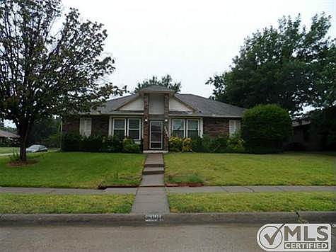 1st image of 3101 Kingswood Dr