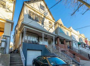 135 W 28th St, Bayonne, NJ 07002