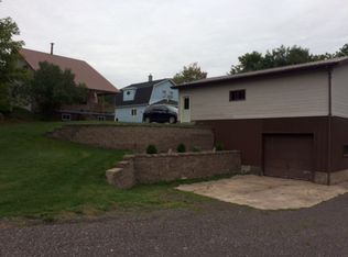 1123 11th St, Lake Linden, MI 49945