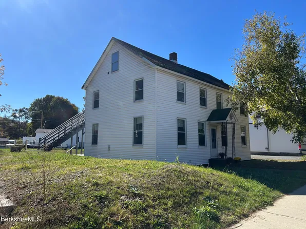 108 Church St, Cheshire, MA 01225