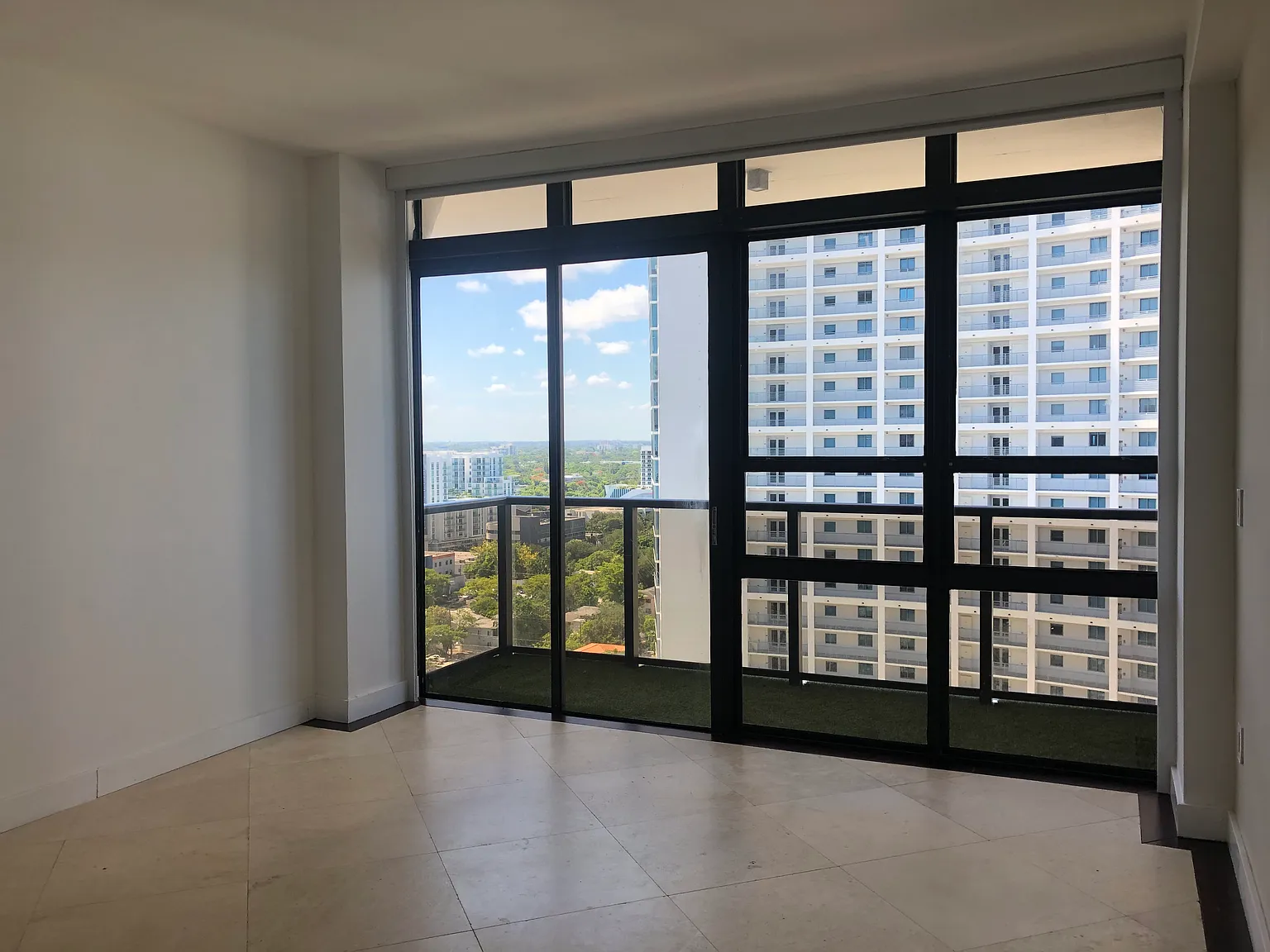 1 bed, 1.5 bath, 768 sqft, $2,800 — Photo 2