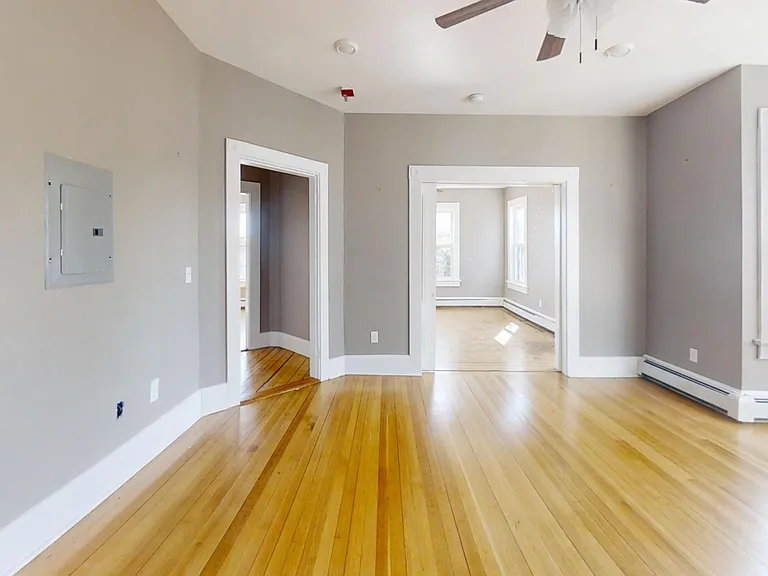 187 Main St #1 — Photo 12