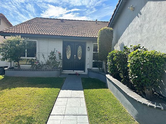 3rd image of 13118 Cantrece Ln