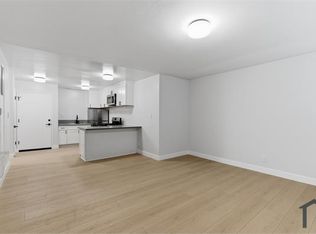 1701 S Westmoreland Ave #12, Los Angeles, CA 90006