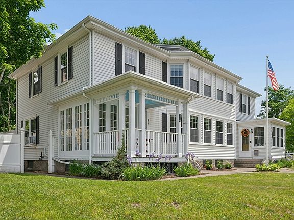 2nd image of 319 Providence Rd #319