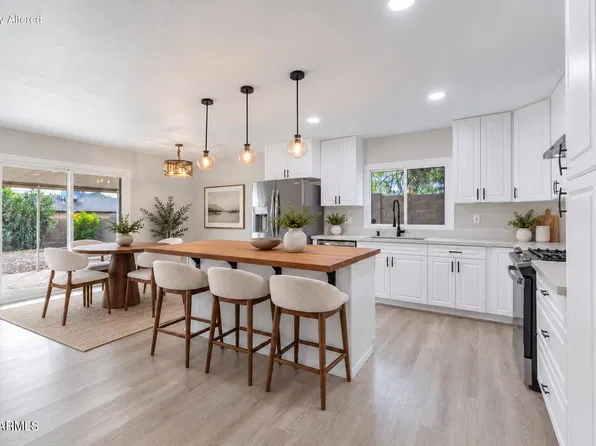 2423 E DAHLIA Drive, Phoenix, AZ 85032