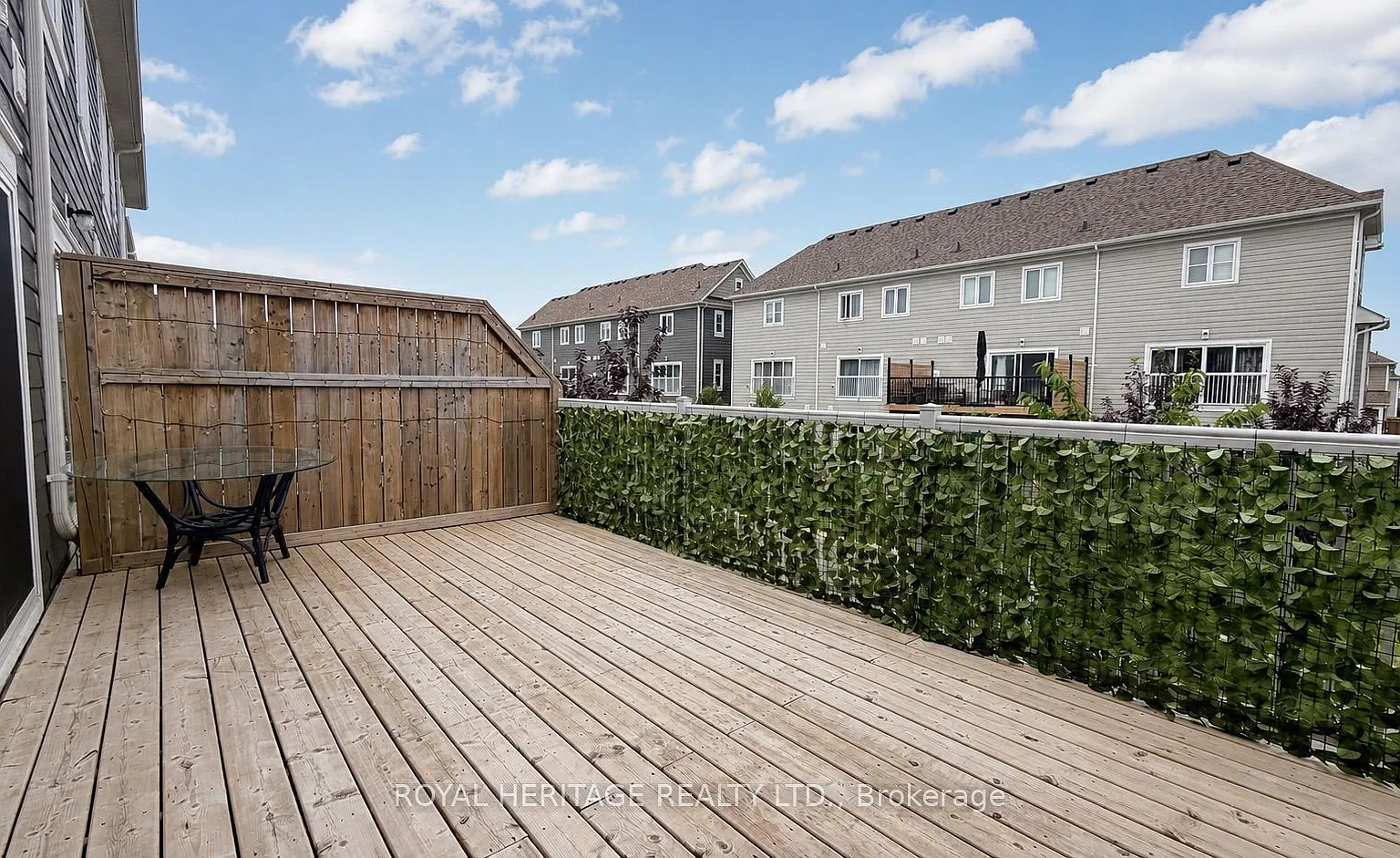 3 bed, $2,400 — Photo 3