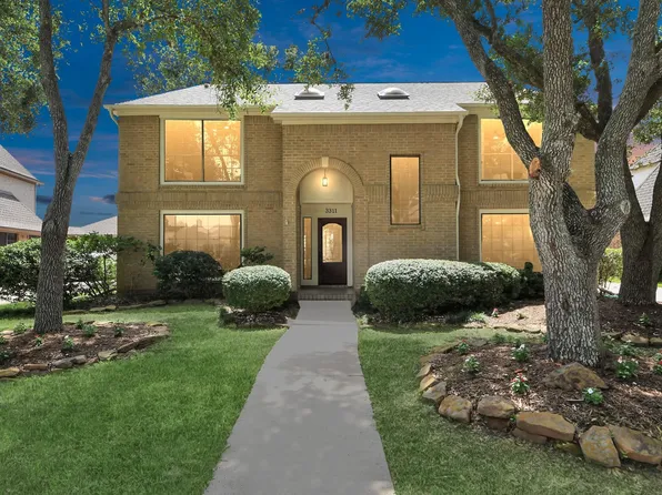 3311 Sophora Pl, Sugar Land, TX 77479