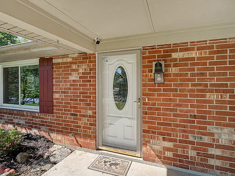 2205 Tampico Trl — Photo 4
