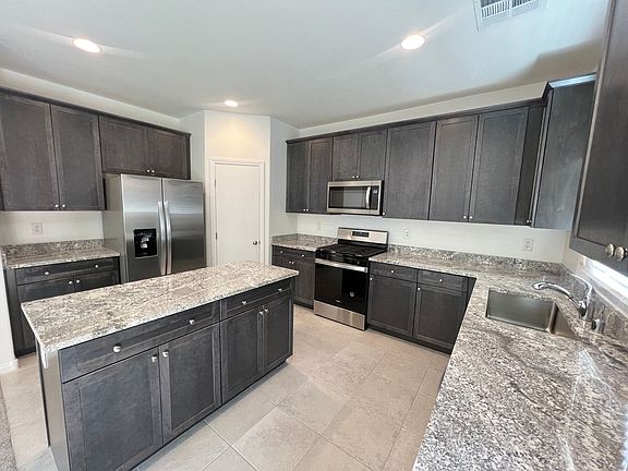 3rd image of 5340 Loxley Ct