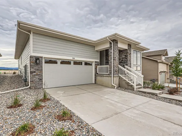 39 Leafy Aster Lane, Castle Rock, CO 80104